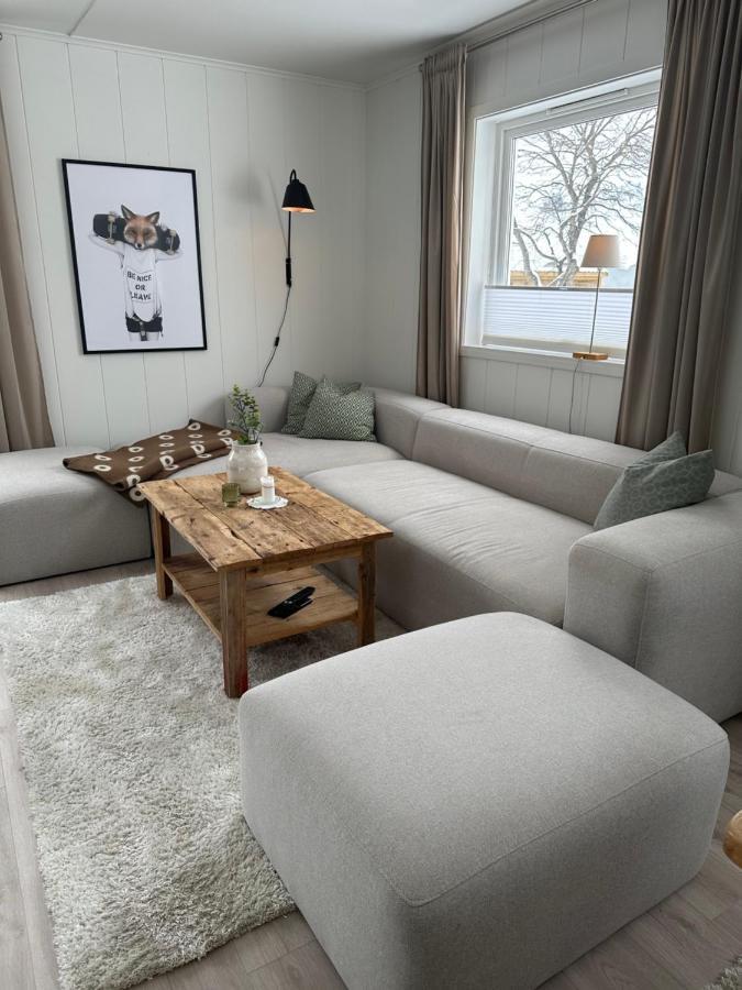 Lofoten Kabelvag-Small Apartment Exterior foto