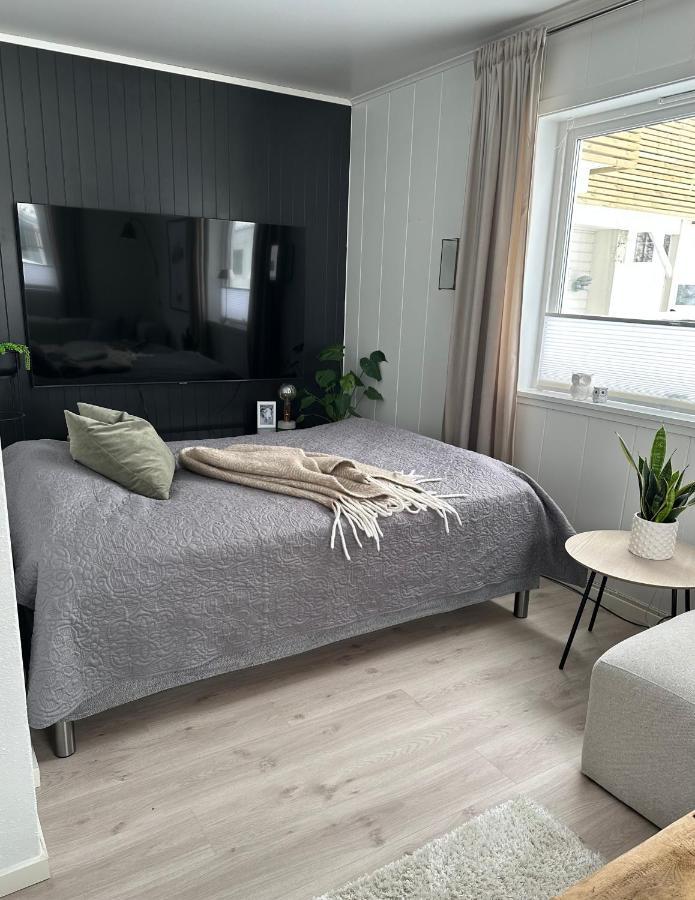 Lofoten Kabelvag-Small Apartment Exterior foto